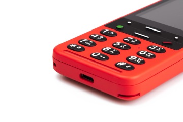 Detailed picture of the keypad - red phone